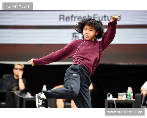 武汉街舞队与南京街舞队赛后状态分析与表现对比