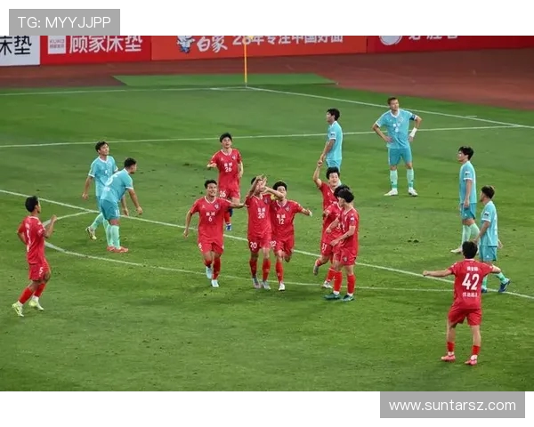 《激烈角逐:全球顶级体育赛事全面盘点与精彩瞬间回顾》